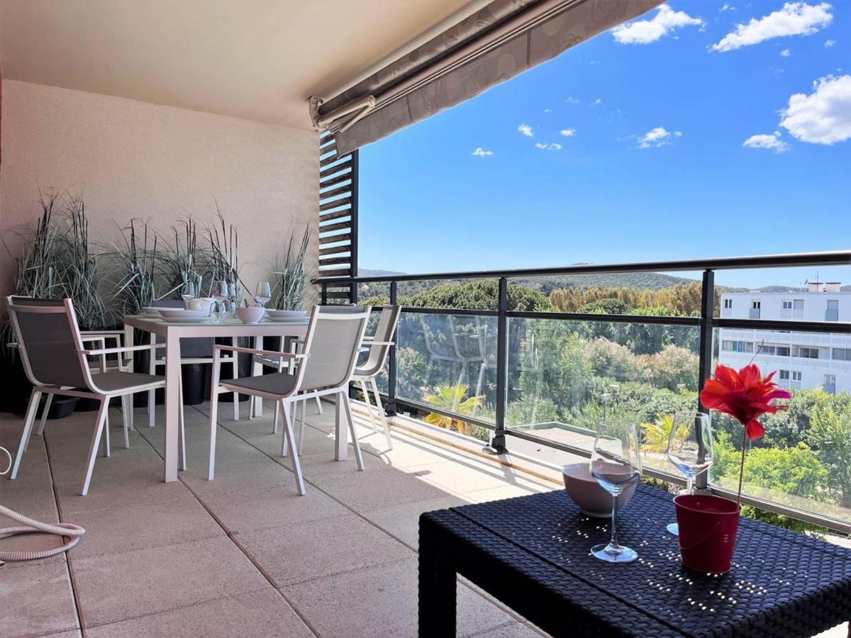Charmant T2 Climatise Avec Grande Terrasse, Piscine Et Parking Privatif, Proche Plage Et Commerces. - Fr-1-251-441 Le Lavandou Exteriér fotografie